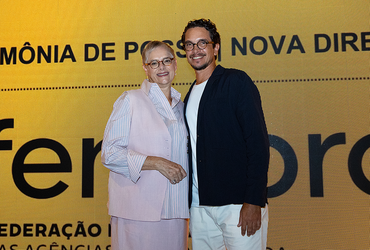 Fenapro reúne lideranças do mercado publicitário em evento de posse da nova diretoria