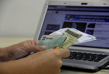 Aposentados e pensionistas nascidos em fevereiro devem fazer Prova de Vida até sábado (28)