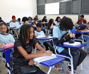 Décima parcela do Programa Pé-de-Meia começa a ser paga nesta segunda-feira