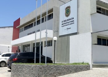 Polícia apreende drogas após confronto durante operação no Morro da Reação