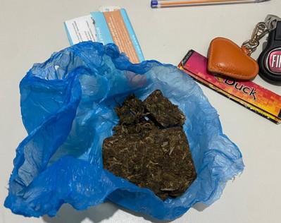 Homem é preso por suspeita de tentativa de feminicídio e tráfico de drogas em Aracaju