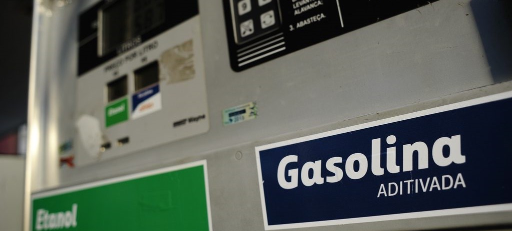 Justiça condena dono de posto de combustível a ressarcir consumidores por gasolina adulterada