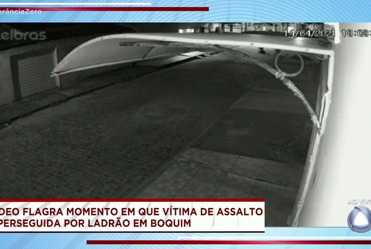 Vídeo flagra momento em que vítima de assalto é perseguida por ladrão em Boquim