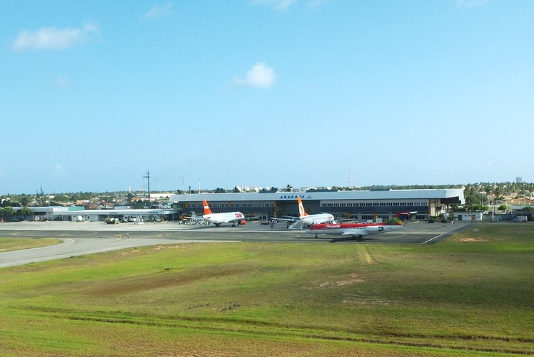 Fluxo de passageiros no aeroporto de Aracaju deve crescer 6% em dezembro e janeiro