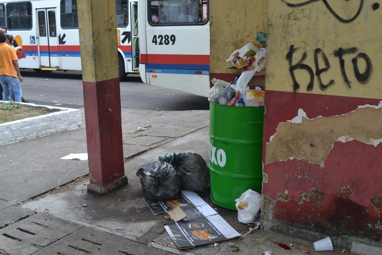 Transporte: moradores reclamam de estrutura do final de linha do Bugio