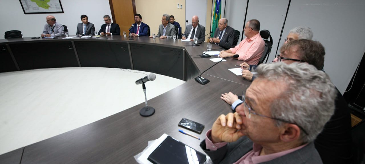 Governador recebe direção da Proquigel/Unigel para tratar da Fafen