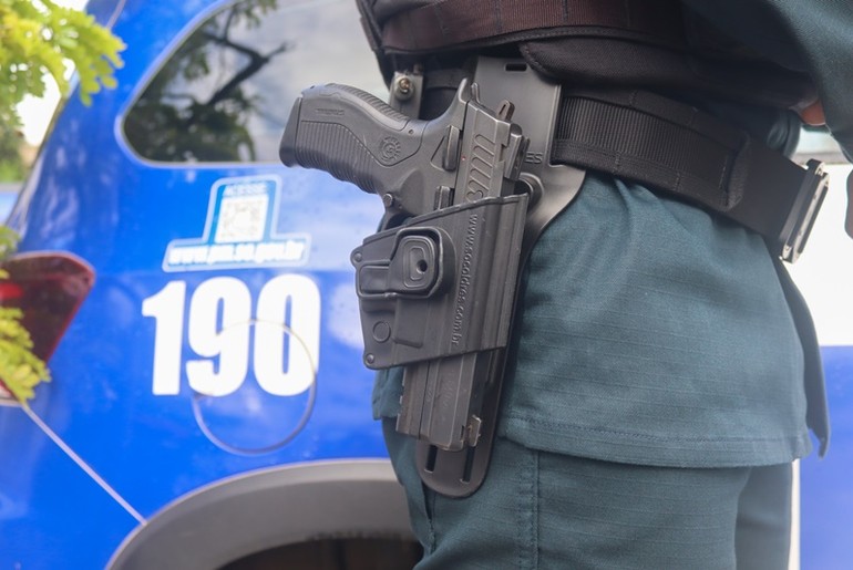 Polícia Militar prende foragido por homicídio e roubo em Salgado