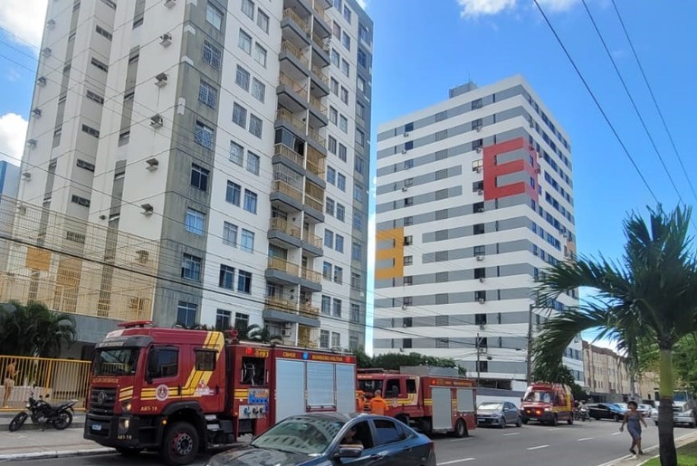 Panela esquecida no fogo provoca princípio de incêndio em apartamento na Zona Sul de Aracaju