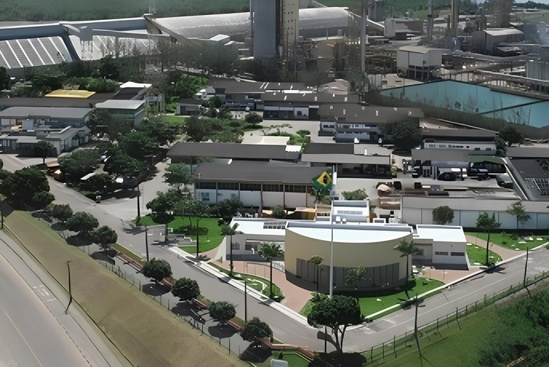 Lula anuncia retomada da Fafen em Sergipe e promete autossuficiência na produção de fertilizantes