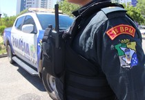 Homem é conduzido à delegacia após descumprir medida protetiva contra o próprio pai em Aracaju