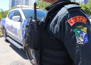 Homem é conduzido à delegacia após descumprir medida protetiva contra o próprio pai em Aracaju