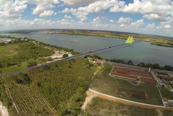 Ponte que vai interligar Penedo e Neópolis começa a sair do papel