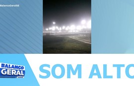 Som alto de paredões causa transtornos aos moradores do Conjunto João Alves em Socorro