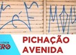 Homens são flagrados pichando muros de residências na Edézio Vieira de Melo em Aracaju