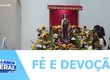 Fiéis católicos se reuniram para celebrar a festa de Santa Terezinha do Menino Jesus