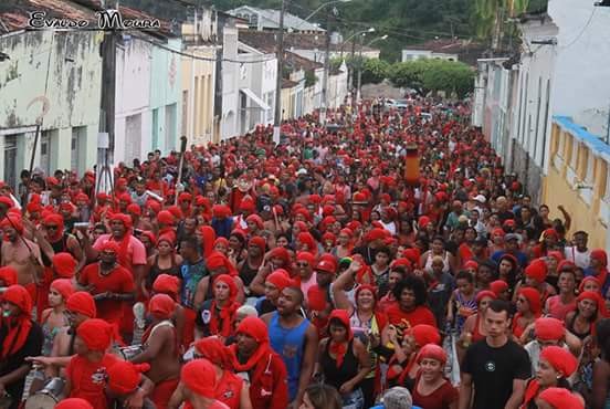 Manifestação folclórica dos Lambe-Sujos x Caboclinhos acontece neste domingo em Laranjeiras