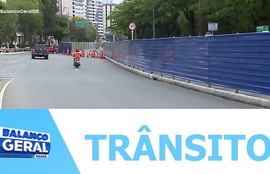 Obra na ponte estreita pista e aumenta tempo de deslocamento