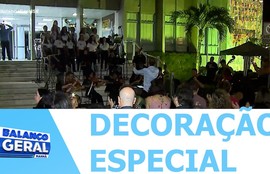 Prédio do Palácio de Justiça recebeu iluminação especial de Natal