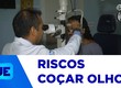 Hábito de esfregar os olhos pode deformar a córnea e já preocupa especialistas em saúde ocular