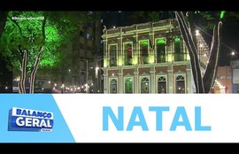 Iluminação especial em prédio no centro da nossa cidade