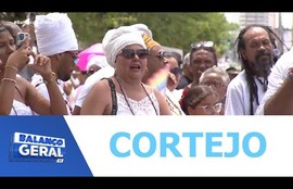 Fé e devoção marcam cortejo de Oxum pelas de Aracaju
