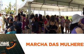 Mulheres se mobilizam em ato contra o feminicídio