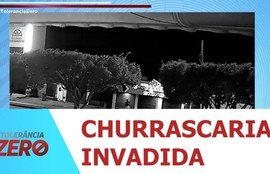 Churrascaria é invadida por criminosos durante a madrugada desta terça-feira