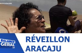 Famílias realizam a montagem de tendas para a festa de Réveillon na Praia da Cinelândia
