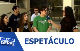 Alunos de medicina da UFS apresentam a peça “O Futuro da Humanidade”