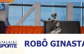 Robô surpreende ao realizar movimentos de ginástica avançada