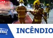 Carro é destruído em um incêndio na cidade de Boquim