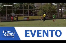 Evento reúne amigos em clima de brincadeiras e espírito carnavalesco