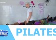 A prática de pilates foca na conexão corporal e na transformação física