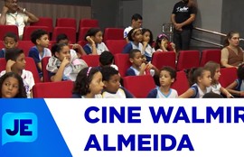 Estudantes da rede municipal participaram de sessão de cinema do Projeto Curta-SE