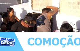 Com dor e comoção marcam o sepultamento de vítima de feminicídio na Barra dos Coqueiros