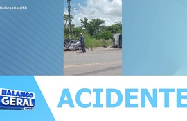 Quatro pessoas da mesma família morrem em acidente entre carro e caminhão em Japaratuba