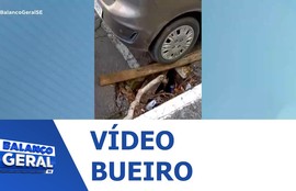 Bueiro sem tampa preocupa população que transita próximo à Catedral de Aracaju