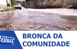 Moradores do Bairro Olaria reclamam de problemas com a rede de esgoto