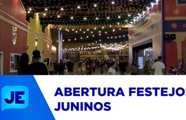 Arraiá do Povo e Vila do Forró abrem temporada junina na Orla de Atalaia