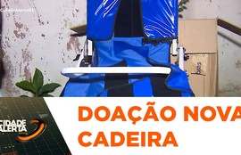 Após apelo na Tv Atalaia, adolescente com paralisia ganha cadeira de banho adaptada
