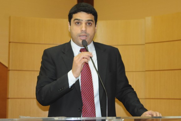 TRE cassa mandato do deputado estadual Jeferson Andrade
