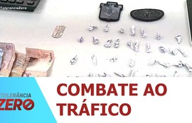 Suspeita de tráfico de drogas é presa em flagrante no Conjunto João Alves