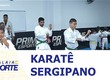 O karatê é um esporte que combina defesa pessoal com o domínio da mente e do corpo