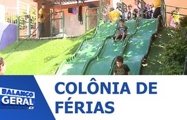 Colônias de férias e oficinas de artes são opções para a criançada durante o recesso escolar