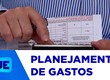 Especialista orienta como evitar gastos e endividamentos no segundo semestre do ano