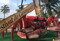 Confira a programação do Festival do Caranguejo que ocorre de 4 e 7 de dezembro na Orla de Atalaia
