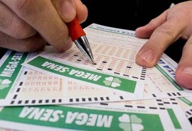 Mega da Virada sorteia prêmio de R$ 1,09 bilhão; veja as dezenas