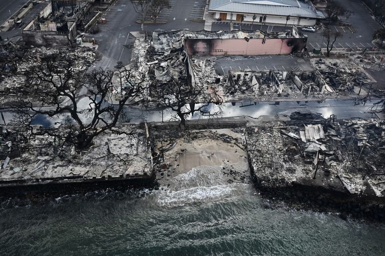 Incêndio florestal deixa 55 mortos no Havaí