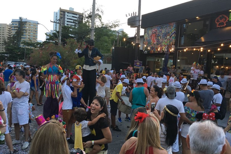 Meu Bloco na Rua resgata energia dos antigos carnavais de rua