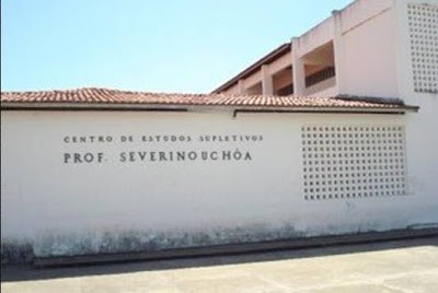 Alunos da escola Severino Uchôa são alvos de arrastão 